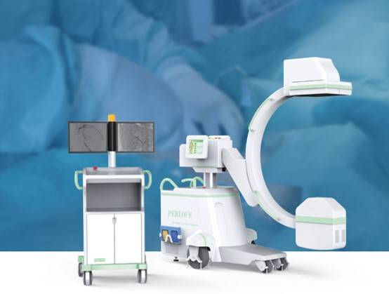 Mobile flat-panel interventional C-arm - the 